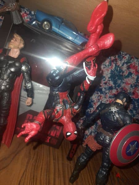 Original MARVEL LEGENDS Iron spiderman infinity war 2018 Action Figure 2