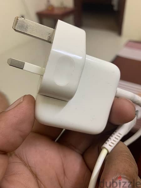 i phone orginal fast charger 12 w for sale. with cable orginal 2