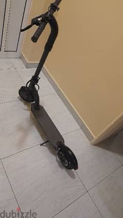 To sell a scooter that does not work, it needs a battery