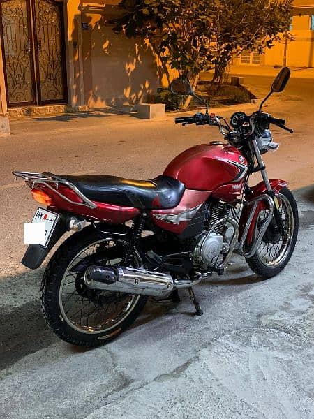 Urgent Sale. YBR 125cc, model 2015.9months insurance and passing. 1