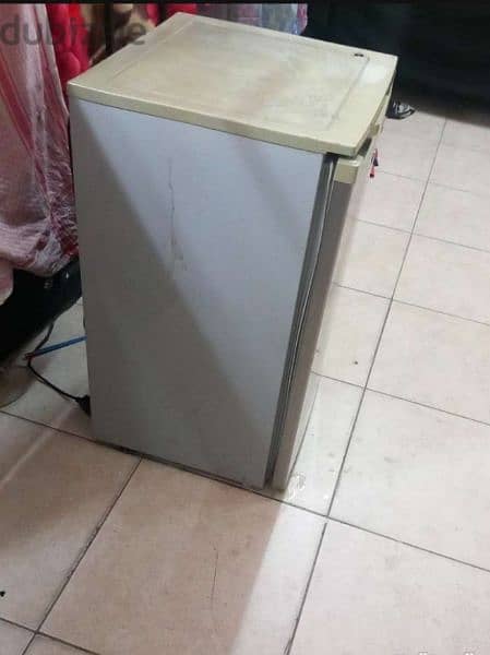 Usable Mini Freezer for Sale Good condition and working 1