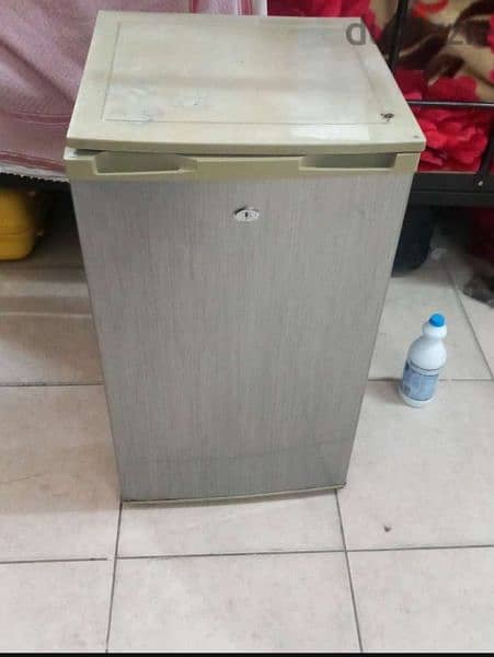 Usable Mini Freezer for Sale Good condition and working 2
