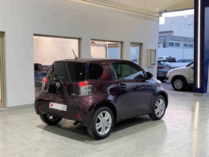 Toyota IQ (9900 Kms Only) 1