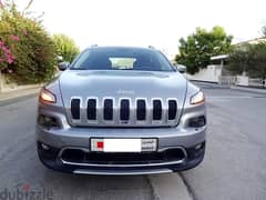 Jeep Cherokee LTD 3.2 L 2015 Silver V6 Full Option 4WD Well Maintained 0