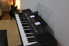 ROLAND EA7 Professinal Keybaord with Scale Tuning & Inbulti mic affect