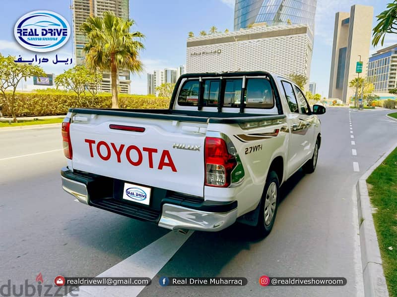 ** BANK LOAN AVAILABLE ** TOYOTA HILUX 2.7L DOUBLE CABIN  Year-2020 En 5