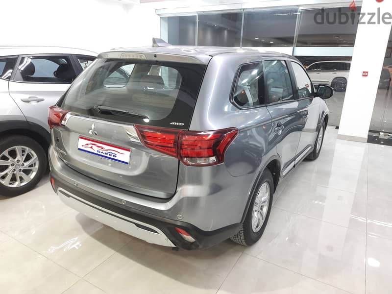 Mitsubishi Outlander 2020 used for sale in bahrain 3