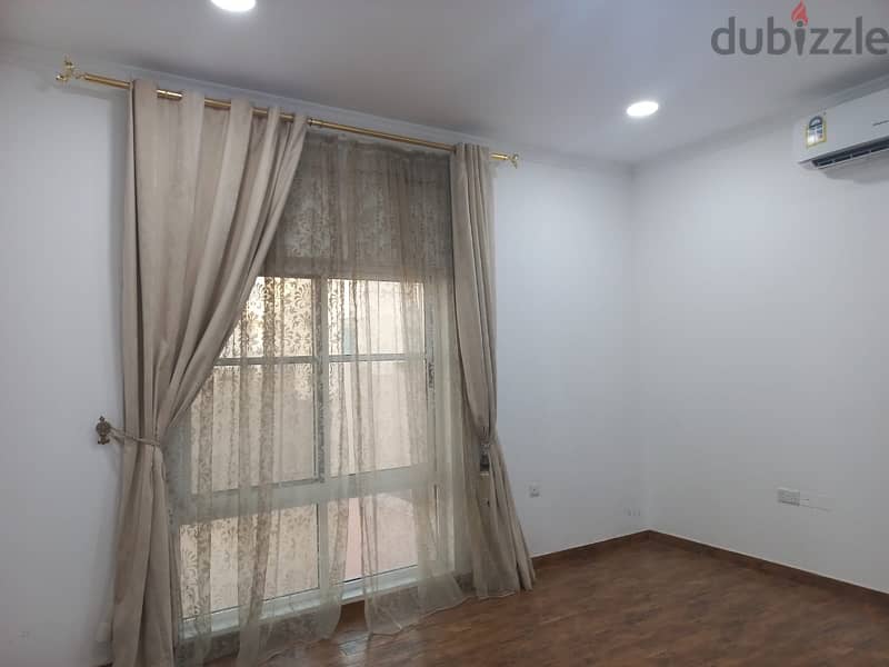 flat for rent 3 bedrooms 2 bathrooms semifurnished 10