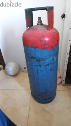 cylinder for sale in good condition contact me on 39263867 0