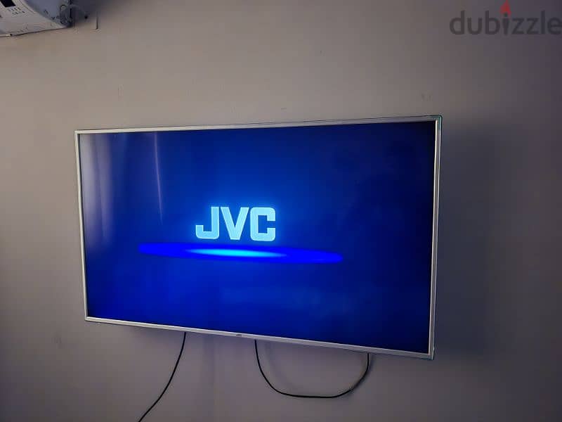 jvc 44 inch tv in good condition 3