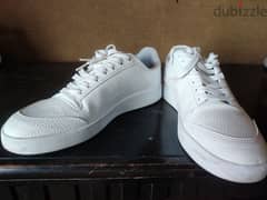 size 7 one day used original puma white sneakers
