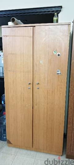 wardrobe - wooden 0