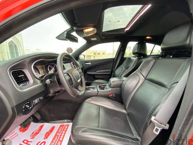 Dodge Charger SXT PLUS - 2018 - Agent Maintained 1