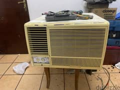 pearl ac 2 ton for sale in good condition very cool