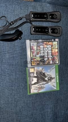 Destiny Xbox one/ 2x Nintendo Wii joystick & GTA IV for ps3