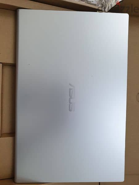 asus laptop for sale new condition 2
