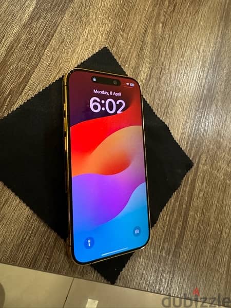 iphone 15Pro 256GB Gold24KT 4