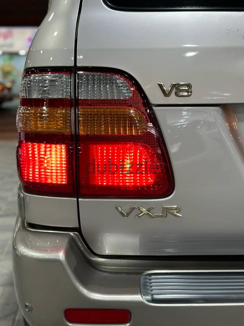 Cruiser VXR V8 8