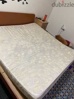two mattress sale one is queen other king size sping mattress