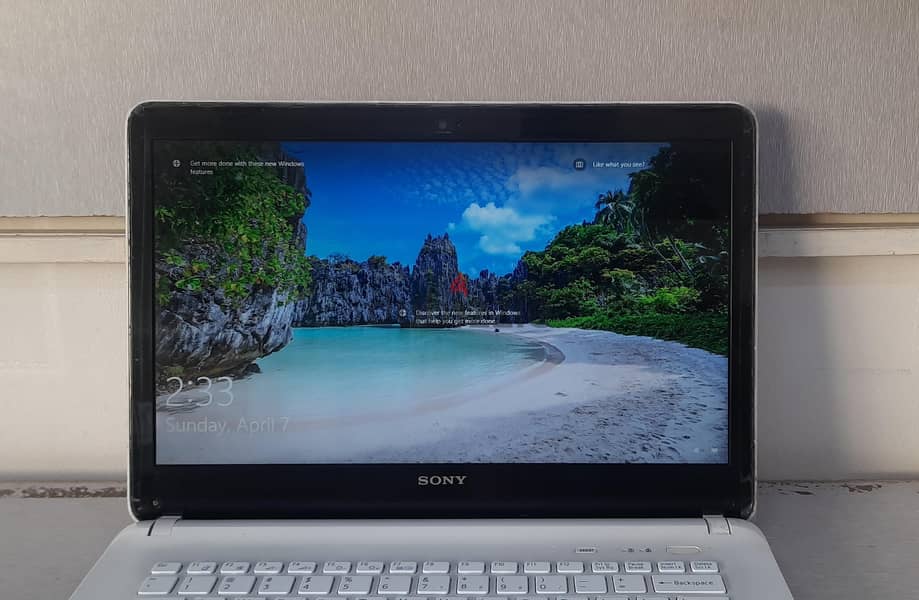 Sony Intel Core i3 Laptop 14" HD LED Screen 8GB RAM 320 GB HDD 1