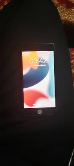 good condition iphone 61 % battery health and storage 128 gb