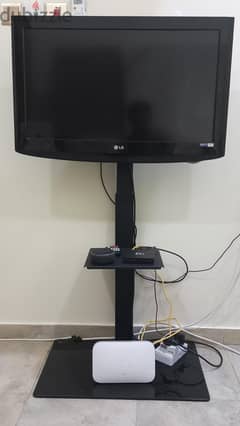 32 Inch LCD TV ( LG ) with Stand 0