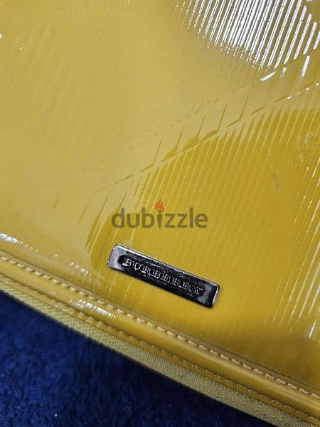 AUTHENTIC GAIA BAG AND BURBERRY TABLET CASE 1