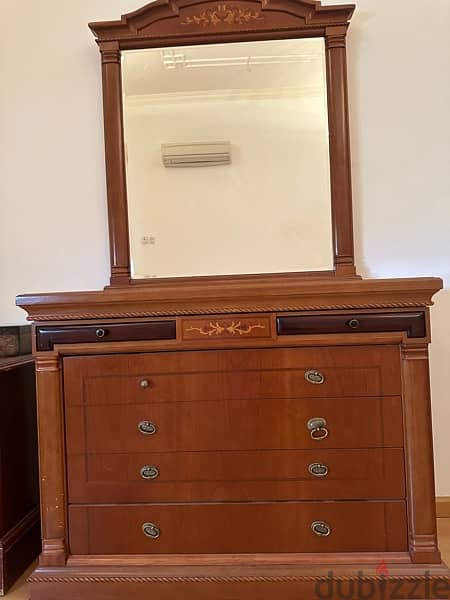 furniture in excellent condition 1