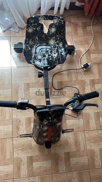 A electric scooter bike for sale 3