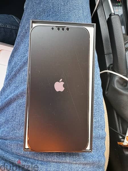 iPhone iPhone 13 Pro Max 512 gb good condition one hand use 2