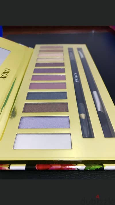 Brand new eyeshadow palette for sale at a negotiable price