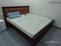 queen size bed with cushion