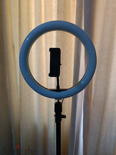 ring light with phone folder 5bd