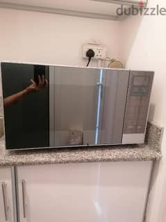 excellent condition microwave