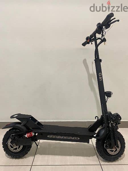 Light scooter with Bluetooth 

Lithium battery:48V 10A 1