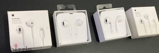 Apple Earphones for sale at a negotiable price 0