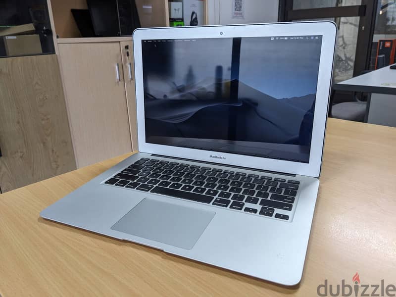i5 MacBook Air  - 13"Screen Display 4GB Ram 128GB Memory 2014 Good 1