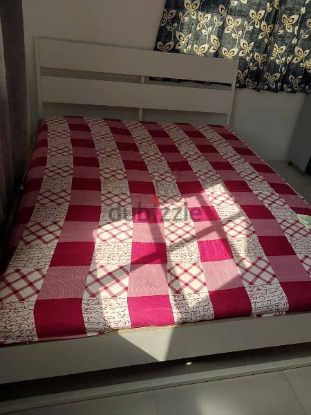 IKEA heavy duety bed, rerly used 8