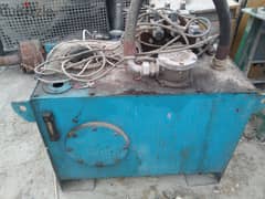 Hydraulic tank for sale (300 litres)