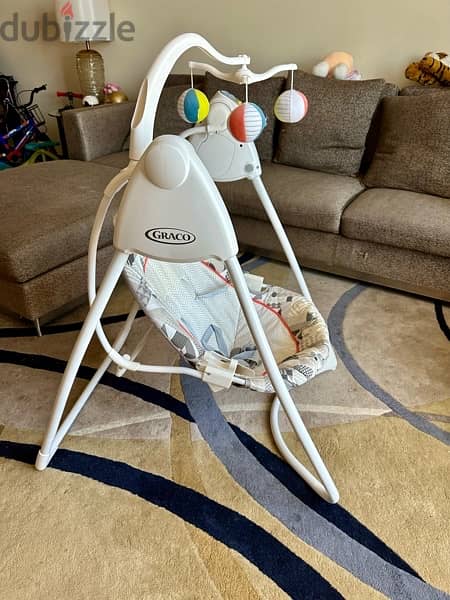 baby rocking chair (Graco Brand) 2