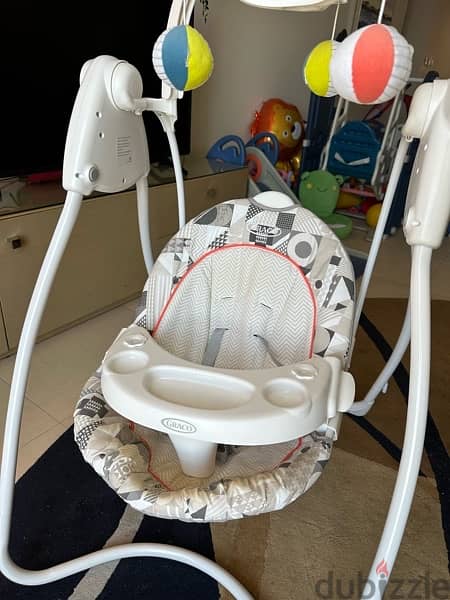 baby rocking chair (Graco Brand) 4