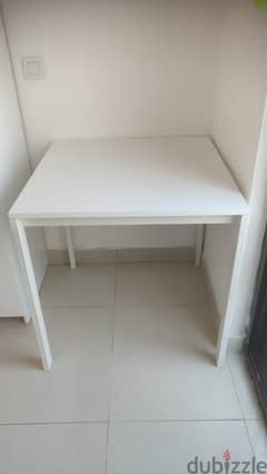IKEA Table 0
