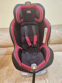Chicco Car Seat in good condition 0