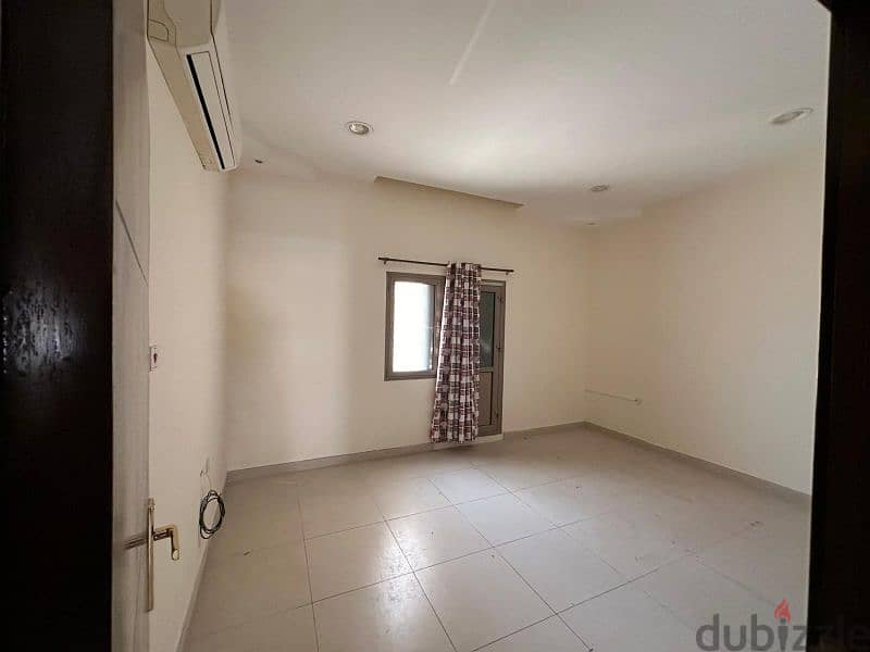 A Flat with HUGE Hall For sale 4