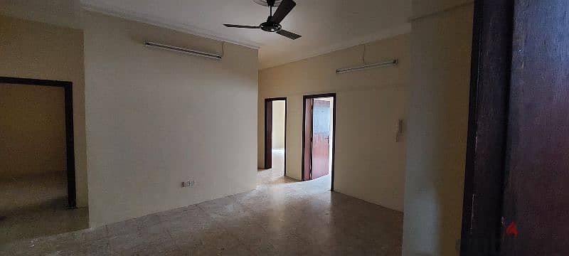 spacious flat for rent in Muharraq 3