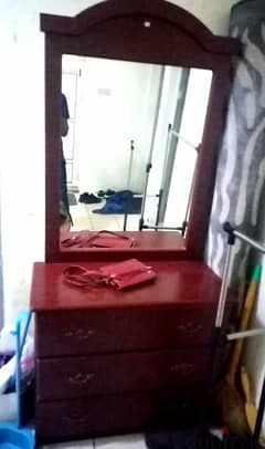 Dressing mirror and sofa