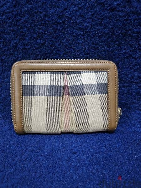 AUTHENTIC LOUIS VUITTON, FEDNI, DOLCE GABBANA AND BURBERRY BAG 6