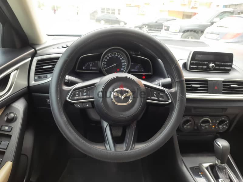 Mazda 3 model 2018 for sale in really good condition 3