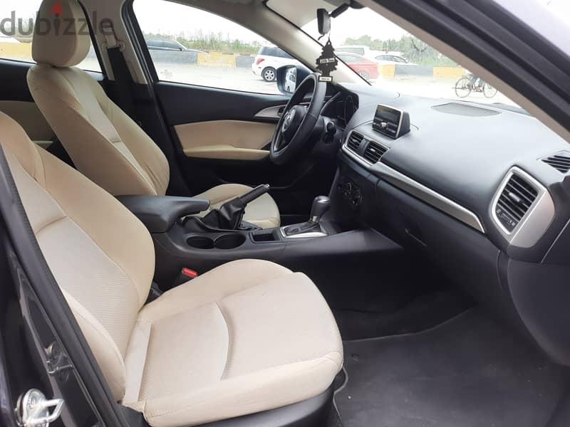 Mazda 3 model 2018 for sale in really good condition 5