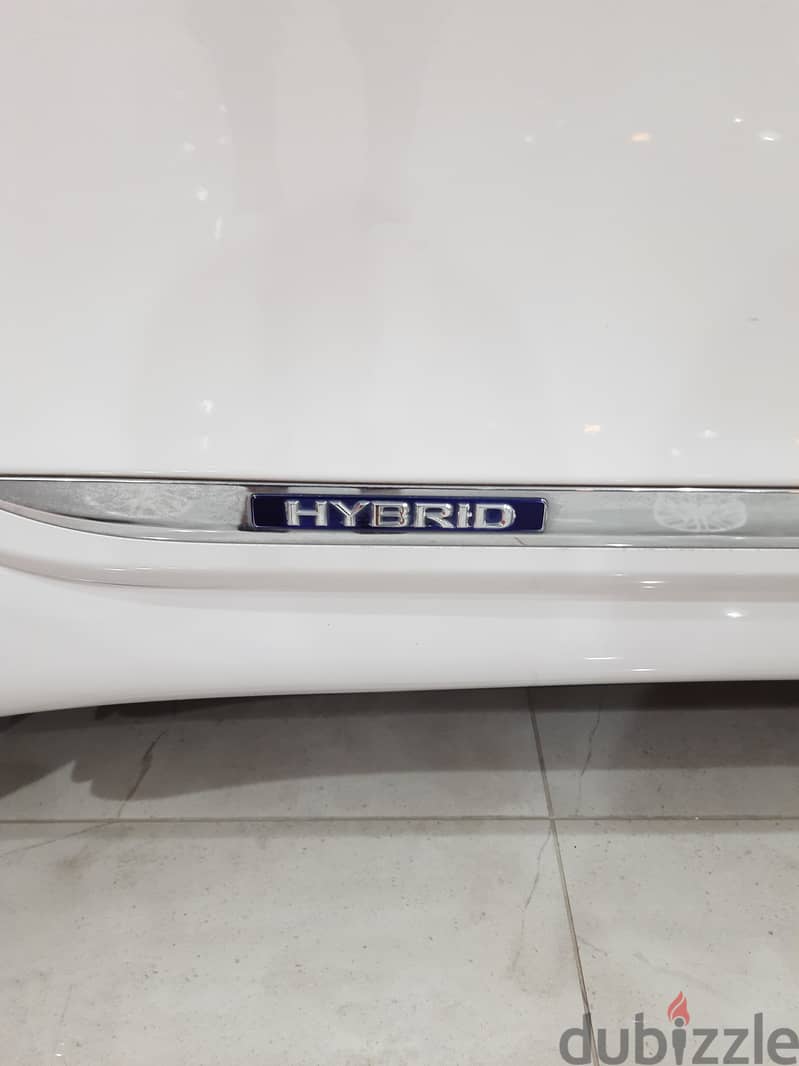 Lexus LS600 Hybrid 2010 for sale in Bahrain 4
